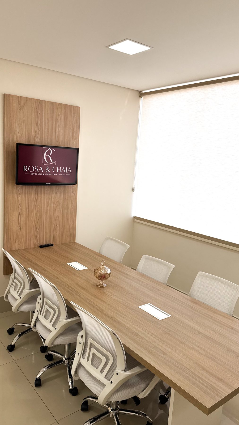 Sala de reuniões do escritório Rosa & Chaia.